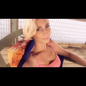 Meet your Posher, Tabitha